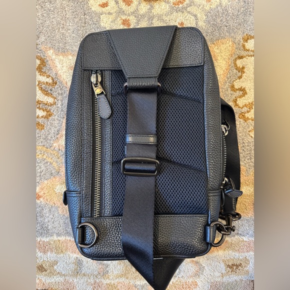 Coach Gotham Pack - Picture 3 of 14